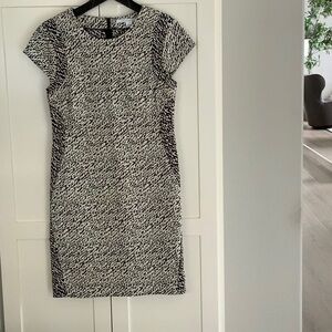 Diane Von furstenberg dress short sleeves